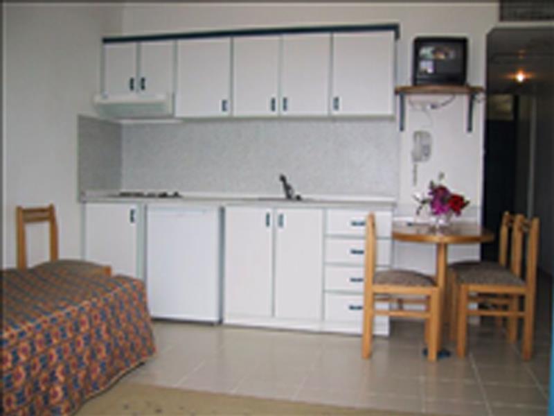 Violin Apartments ทูร์กุทริส ภายนอก รูปภาพ